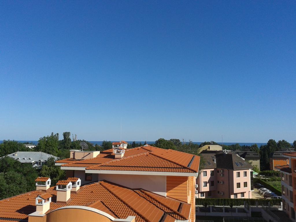 Apartment In St. Constantine And Helena Saints Constantine and Helena Exterior foto